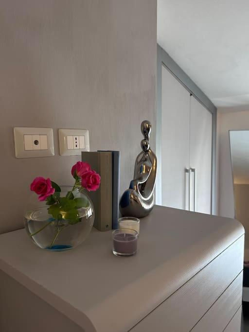 Elegante Appartamento Privato In Palazzo Storico Del XVIII - Pieno Centro 尼科西亚 外观 照片