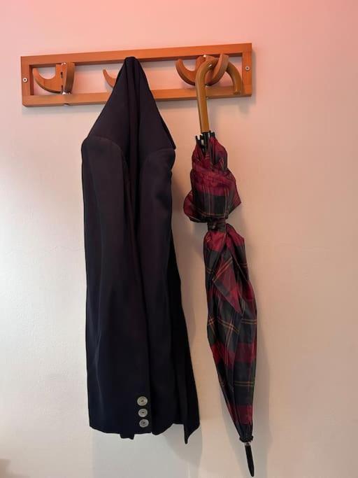Elegante Appartamento Privato In Palazzo Storico Del XVIII - Pieno Centro 尼科西亚 外观 照片