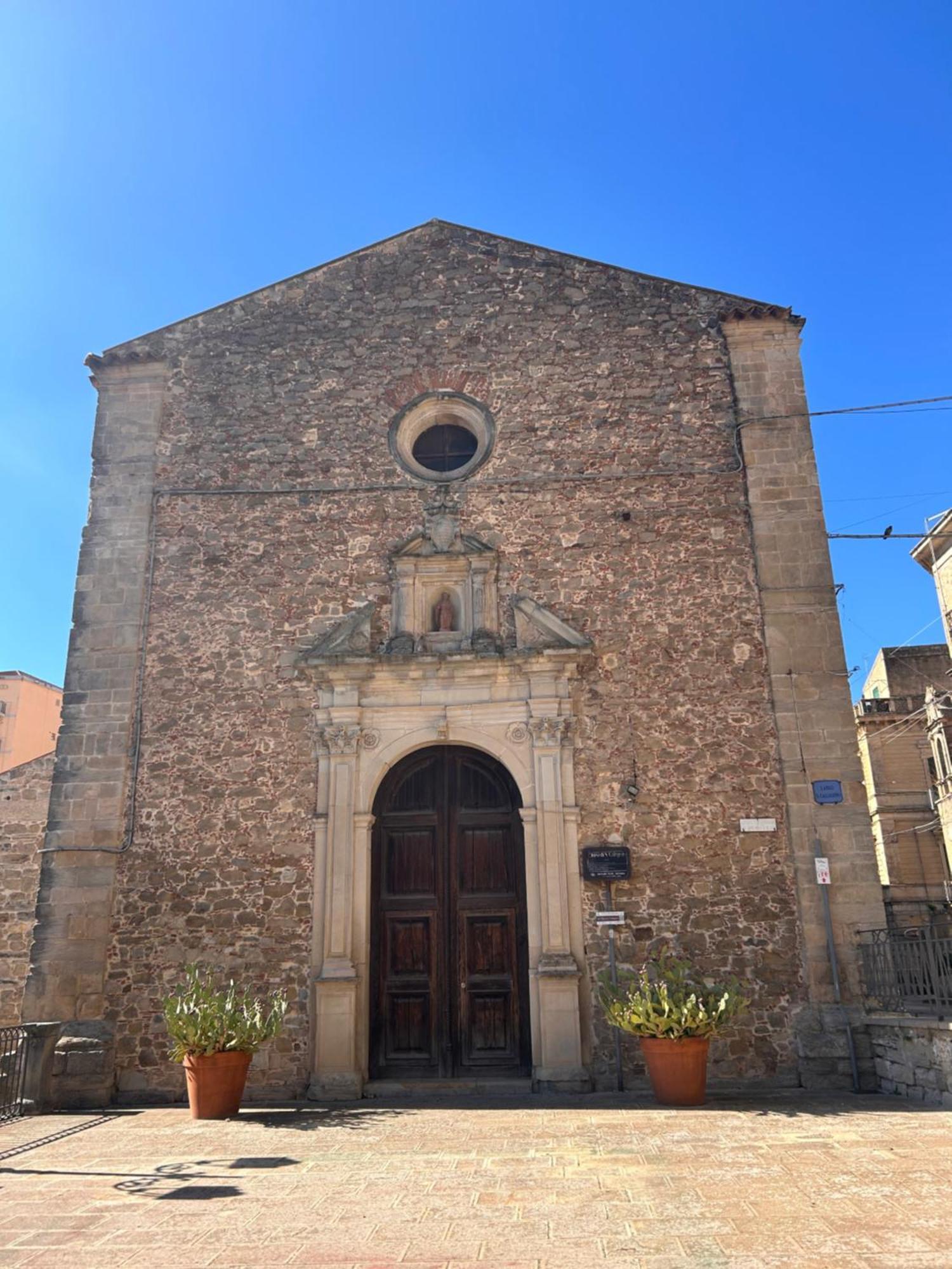 Elegante Appartamento Privato In Palazzo Storico Del XVIII - Pieno Centro 尼科西亚 外观 照片